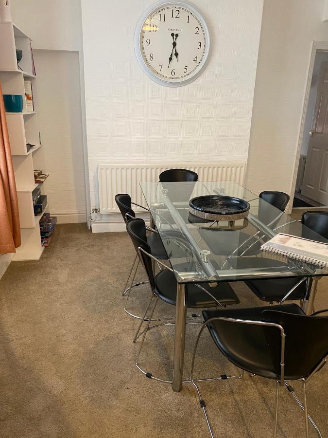 39 Cowley Road Villa Liverpool Eksteriør billede